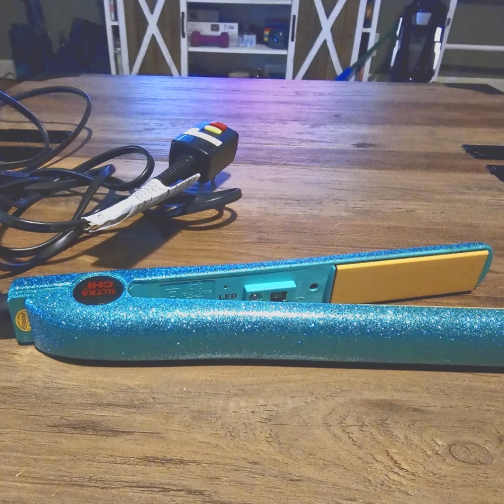 Limited edition turquoise glitter Chi Hair Straightener